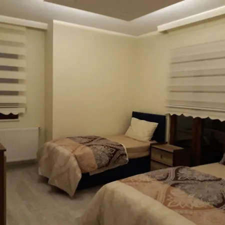 Huseyin Neziroglu Konagi Villa