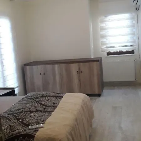 Huseyin Neziroglu Konagi Villa *